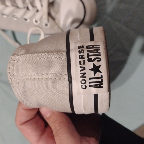 Converse - Picture 7 of 12